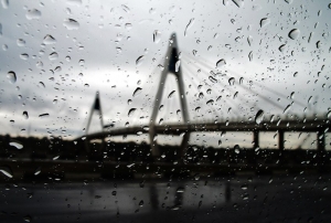 Bridge in the Raining      